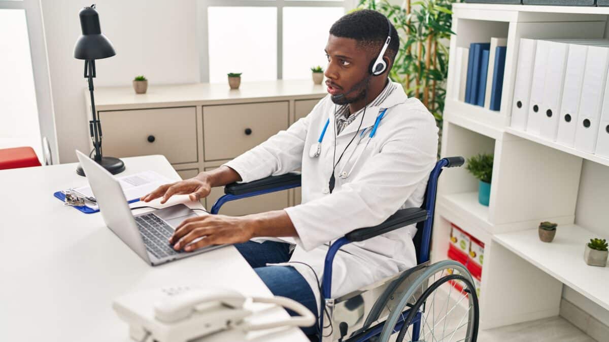 Learn how virtual medical scribes can help physicians with disabilities overcome physical and cognitive challenges. AxiScribe promotes healthcare accessibility.