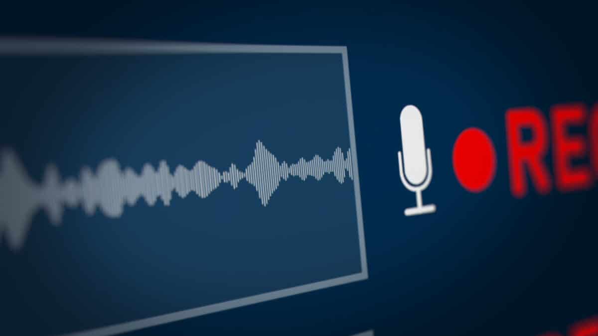 Audio spectrum with REC symbol. Recorded statement transcripts elevate strategic claims processing.